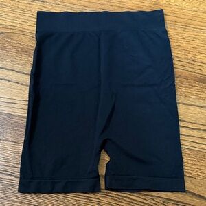 B11 H&M Maternity Women’s Small Black Shapewear High Waist Shorts